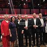 „Finger weg von der 8“: DGB stellt sich gegen Sozialabbau und Spaltung