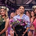 LASCANA inszeniert den „Secret Garden“ – kuratierte Fashion Show in floraler Kunstkulisse in Hamburg